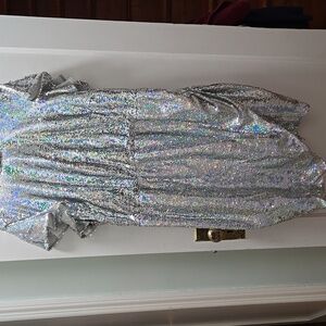 Silver sequence dress No Streach.